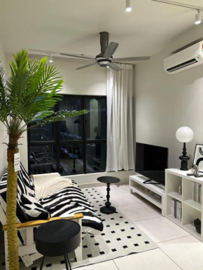 MRT asthetic condo